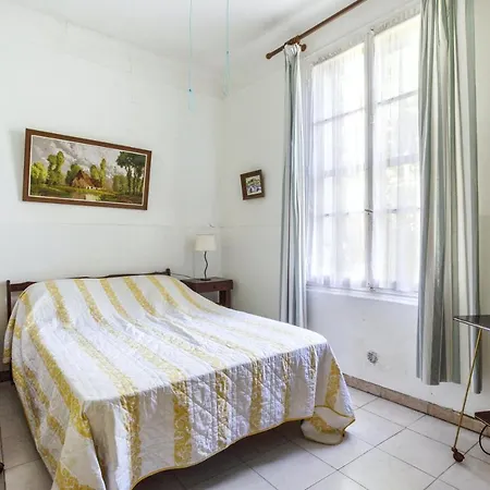 펜션 Maison De 3 Chambres A Cap D'antibes A 400 M De La Plage Avec Jardin Clos Et Wifi *