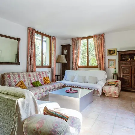 펜션 Maison De 3 Chambres A Cap D'antibes A 400 M De La Plage Avec Jardin Clos Et Wifi *