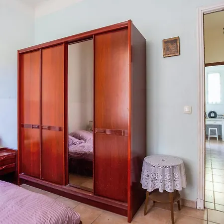 Maison De 3 Chambres A Cap D'antibes A 400 M De La Plage Avec Jardin Clos Et Wifi Holiday home *